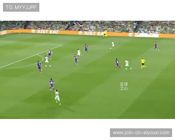 佩莱格里尼紧盯安东尼桑托斯状态,皇家贝蒂斯战巴萨前全队进入备战模式